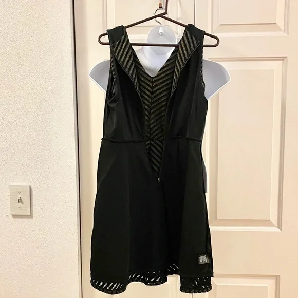 Mossimo fit and flare dress - Picture 8 of 10